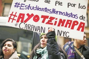 Padres de los normalistas alzan la voz en Nueva York